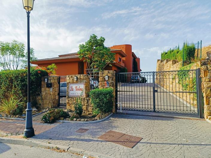 Image No.9-2 Bed Apartment for sale