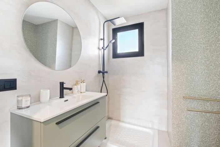 Image No.10-2 Bed Apartment for sale