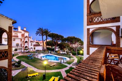 10-bb915d1cb19341576dcdc994b81ab9c5