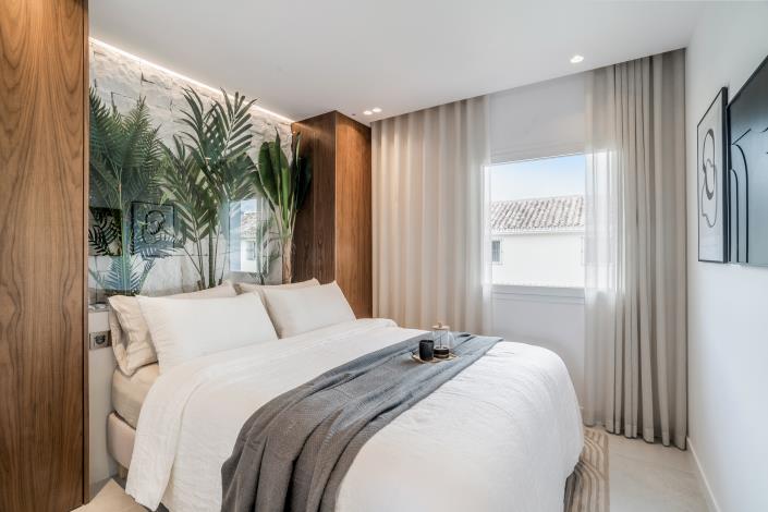 Image No.17-4 Bed Townhouse for sale