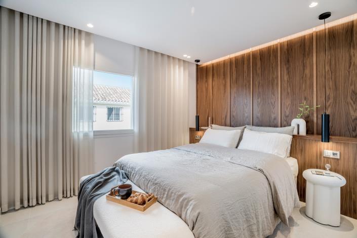 Image No.19-4 Bed Townhouse for sale