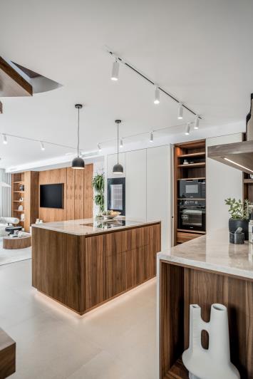 Image No.5-4 Bed Townhouse for sale