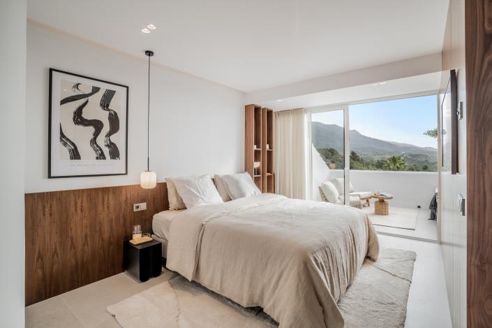 Image No.28-4 Bed Townhouse for sale