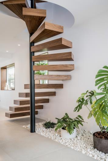 Image No.38-4 Bed Townhouse for sale