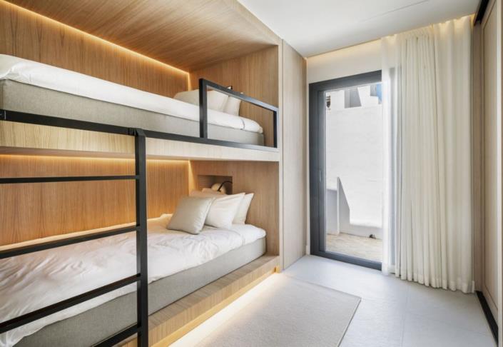 Image No.14-3 Bed Penthouse for sale