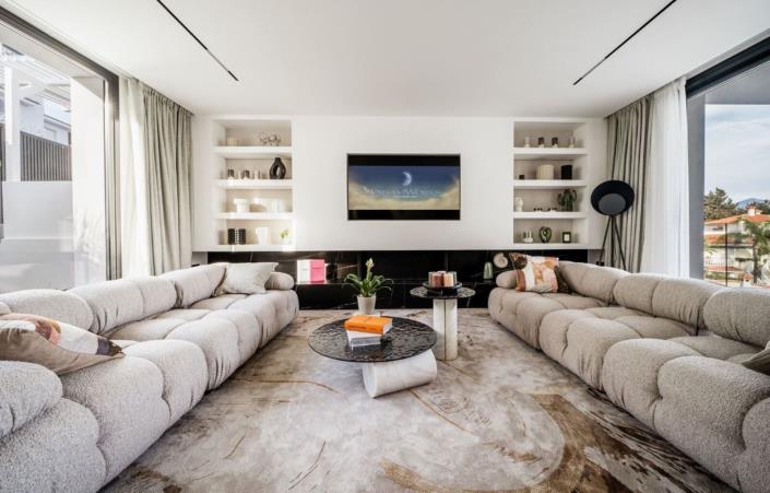 Image No.4-5 Bed Villa for sale