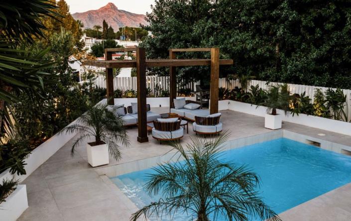 Image No.1-5 Bed Villa for sale