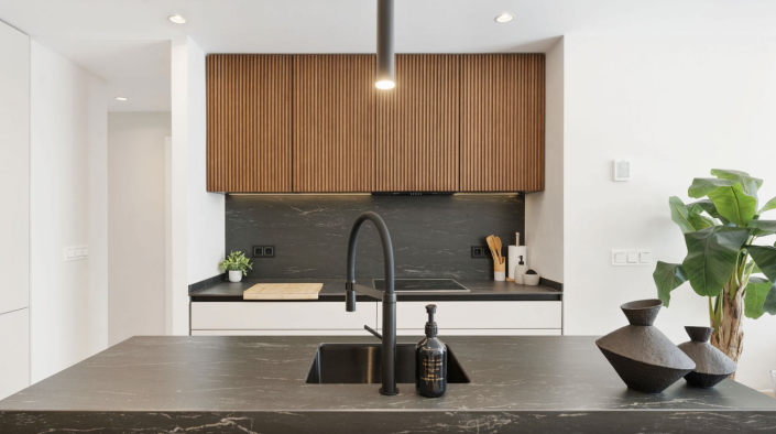 Image No.8-3 Bed Apartment for sale