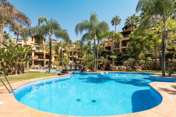 Image No.20-2 Bed Apartment for sale