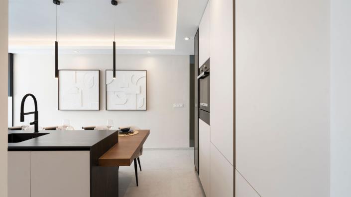 Image No.12-3 Bed Apartment for sale