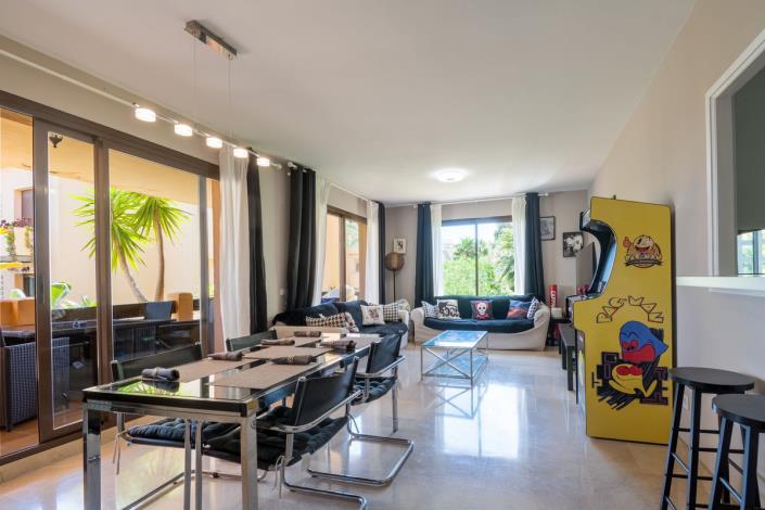 Image No.8-3 Bed Apartment for sale