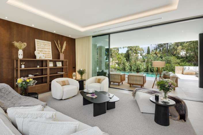 Image No.5-5 Bed Villa for sale