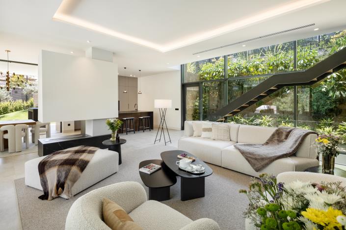 Image No.8-5 Bed Villa for sale