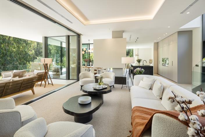 Image No.7-6 Bed Villa for sale