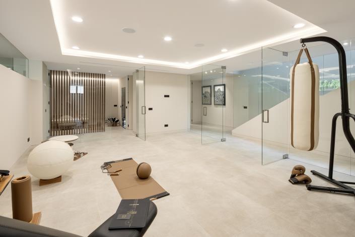 Image No.28-6 Bed Villa for sale