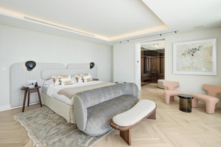 Image No.9-6 Bed Villa for sale