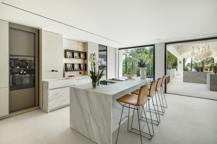 Image No.24-6 Bed Villa for sale