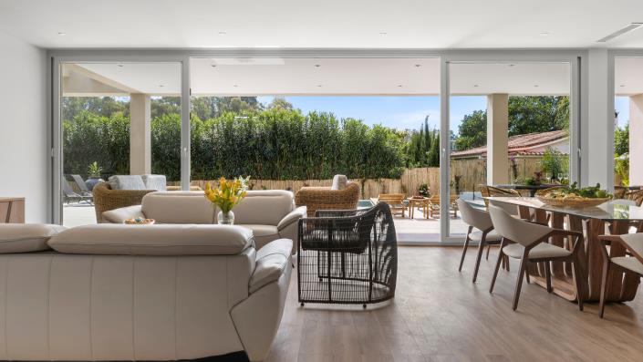 Image No.8-5 Bed House/Villa for sale