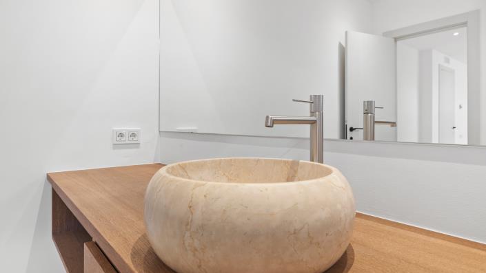 Image No.31-5 Bed House/Villa for sale