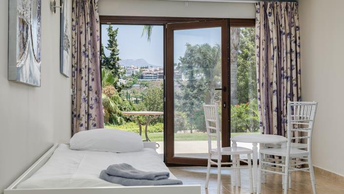 Image No.9-Villa de 9 chambres à vendre à Estepona