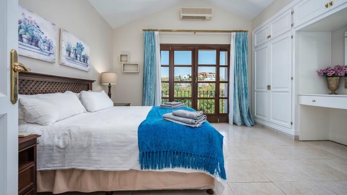 Image No.21-Villa de 9 chambres à vendre à Estepona