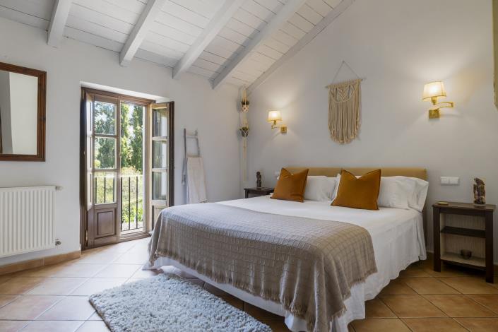 Image No.10-9 Bed House/Villa for sale