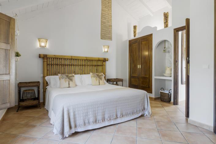 Image No.11-9 Bed House/Villa for sale