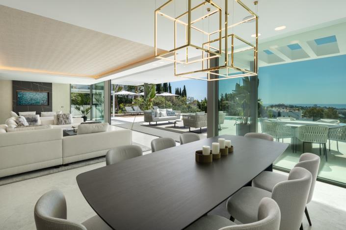 Image No.3-5 Bed Villa for sale