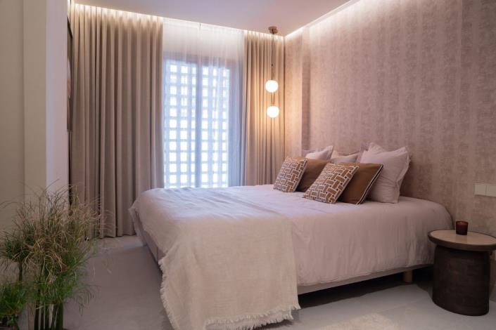 Image No.11-3 Bed Apartment for sale