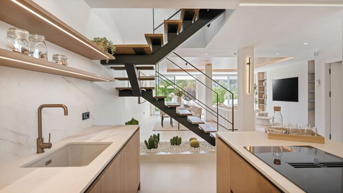 Image No.9-3 Bed Townhouse for sale