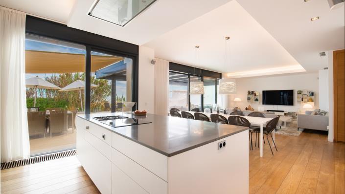 Image No.6-6 Bed Villa for sale