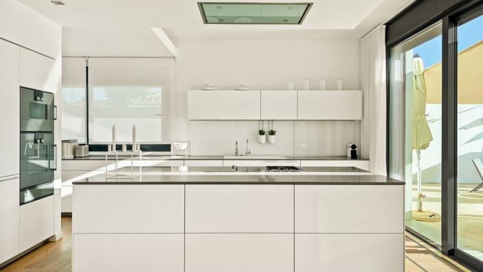 Image No.8-6 Bed Villa for sale