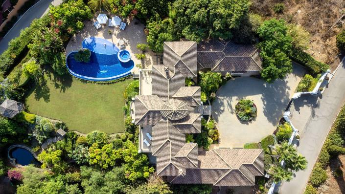 Image No.6-6 Bed Villa for sale