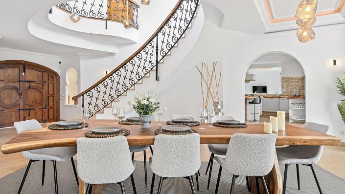 Image No.19-6 Bed Villa for sale