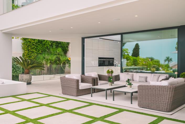 Image No.10-5 Bed Villa for sale