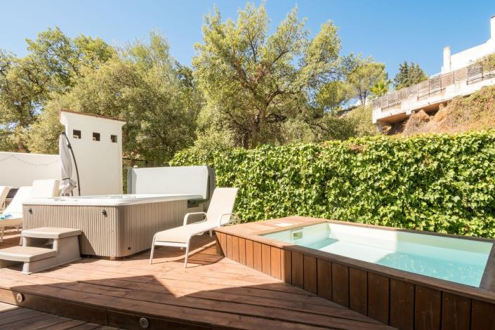 Image No.14-2 Bed Apartment for sale