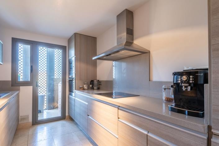 Image No.15-2 Bed Apartment for sale