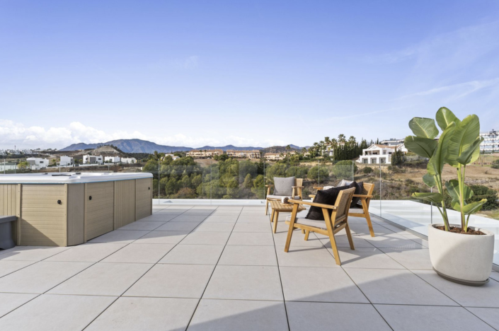 Image No.2-6 Bed Villa / Detached for sale