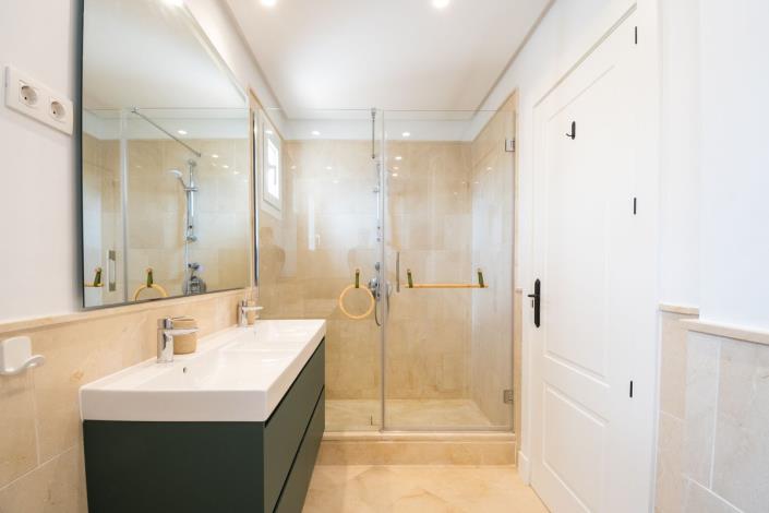 Image No.24-2 Bed Duplex for sale