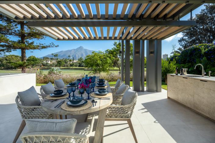 Image No.15-5 Bed Villa for sale