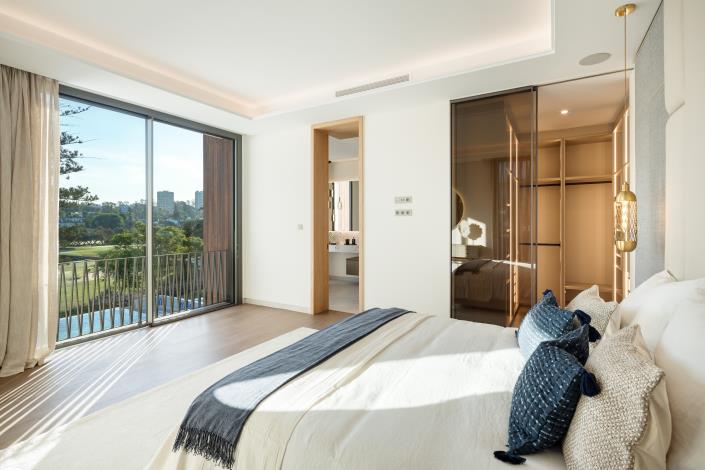 Image No.18-5 Bed Villa for sale