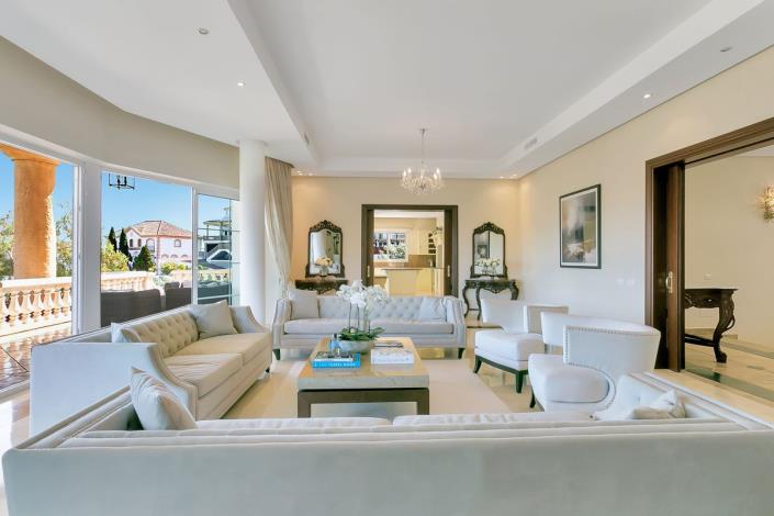 Image No.5-6 Bed Villa for sale