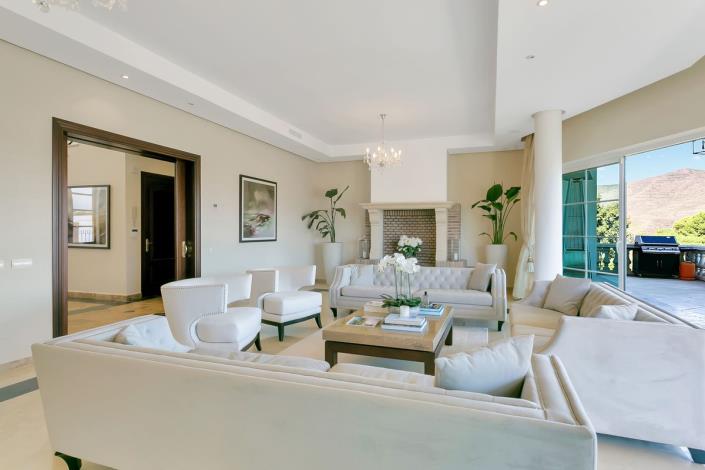 Image No.32-6 Bed Villa for sale