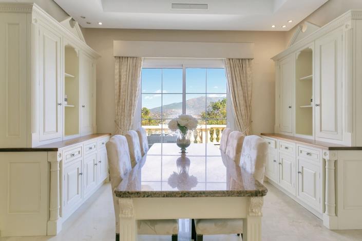 Image No.36-6 Bed Villa for sale