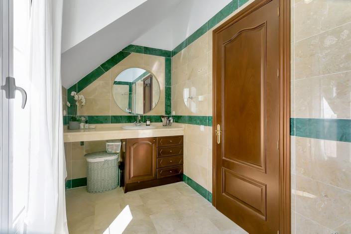 Image No.49-6 Bed Villa for sale