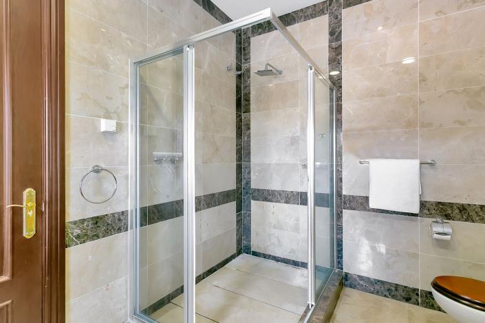 Image No.55-6 Bed Villa for sale