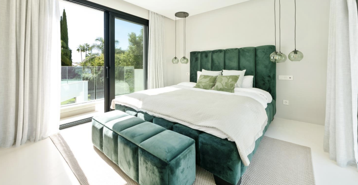 Image No.10-4 Bed Villa / Detached for sale