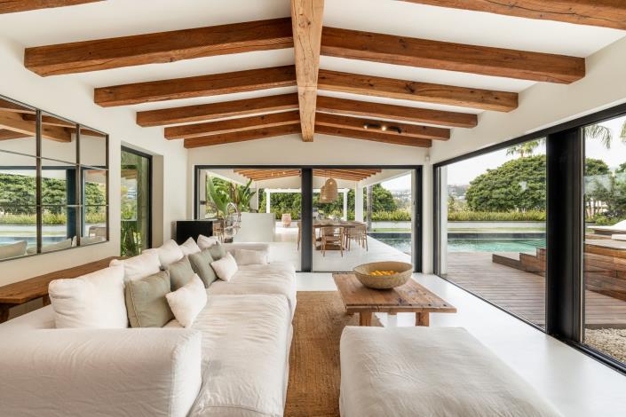 Image No.5-5 Bed Villa for sale