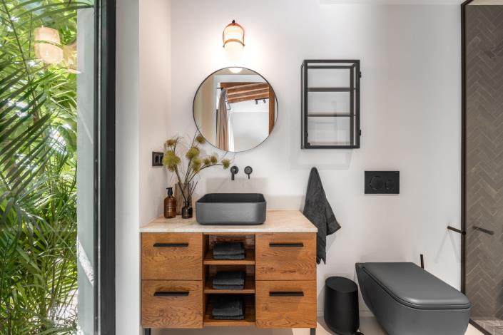 Image No.12-5 Bed Villa for sale