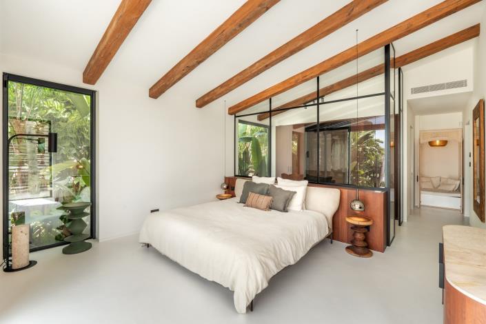 Image No.33-5 Bed Villa for sale